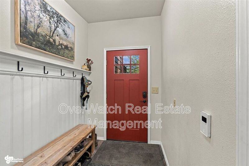 10610 High Bluff Dr - Photo 4 of 50