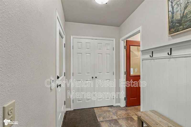 10610 High Bluff Dr - Photo 5 of 50