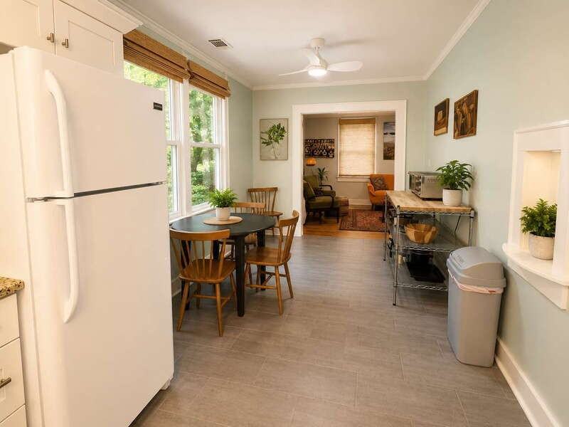 830 E Park Ave - Photo 4 of 22