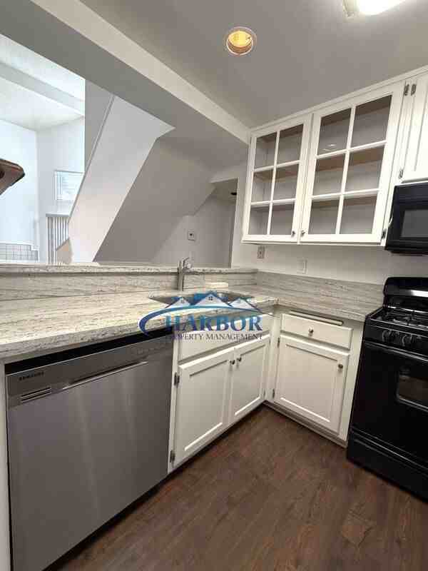 1380 W Capitol Dr #323 - Photo 6 of 17