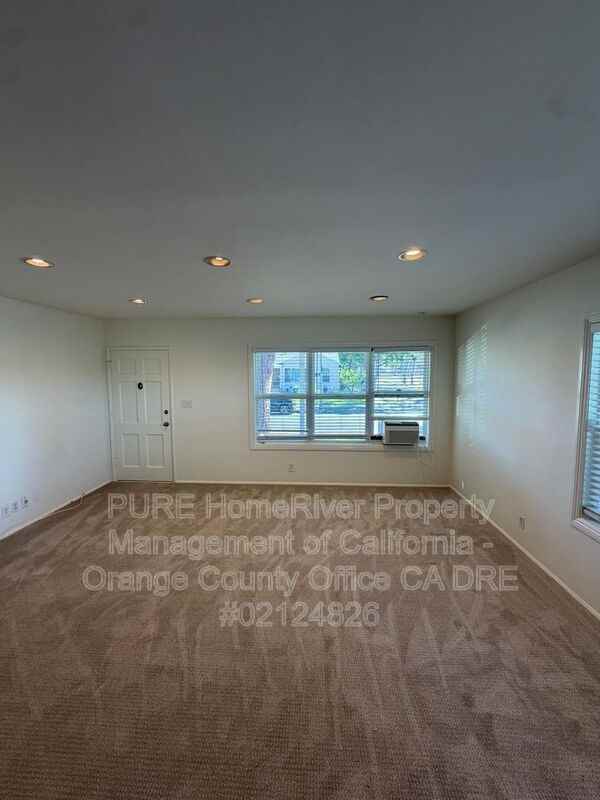 4903 Premiere Ave - Photo 3 of 20