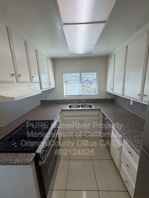 16692 Goldenwest St #4 - Photo 7 of 17