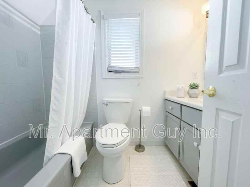 611 Westheights Dr - Photo 6 of 16