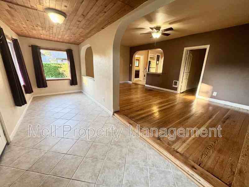 7530 Union Mills Rd Se - Photo 2 of 16