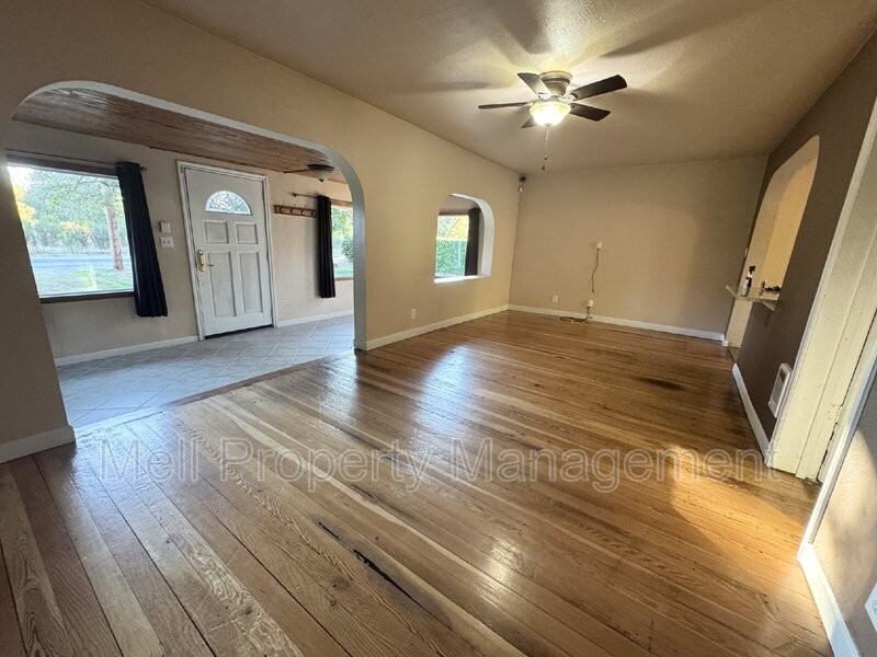 7530 Union Mills Rd Se - Photo 4 of 16