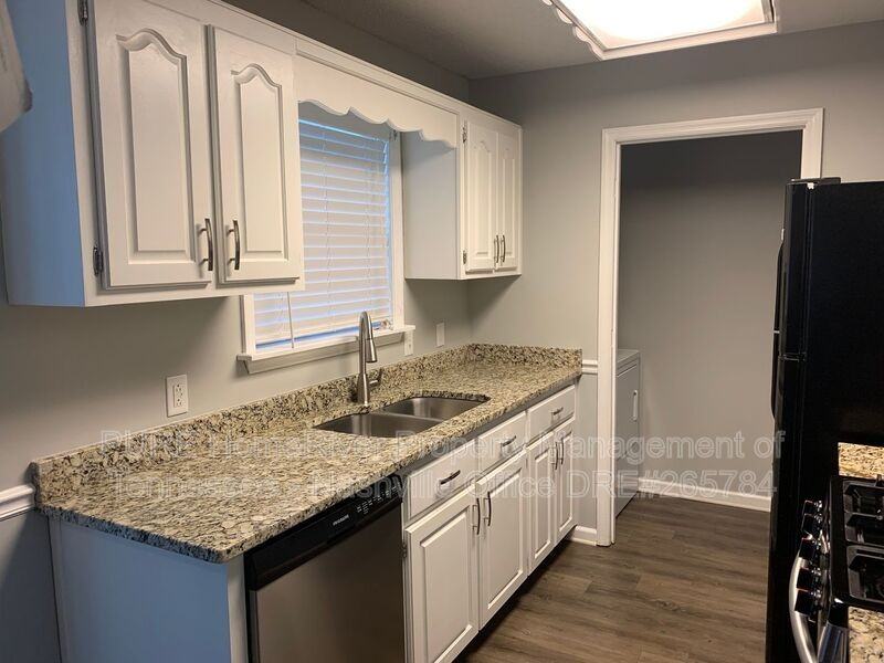 102 Dawn Dr - Photo 5 of 18