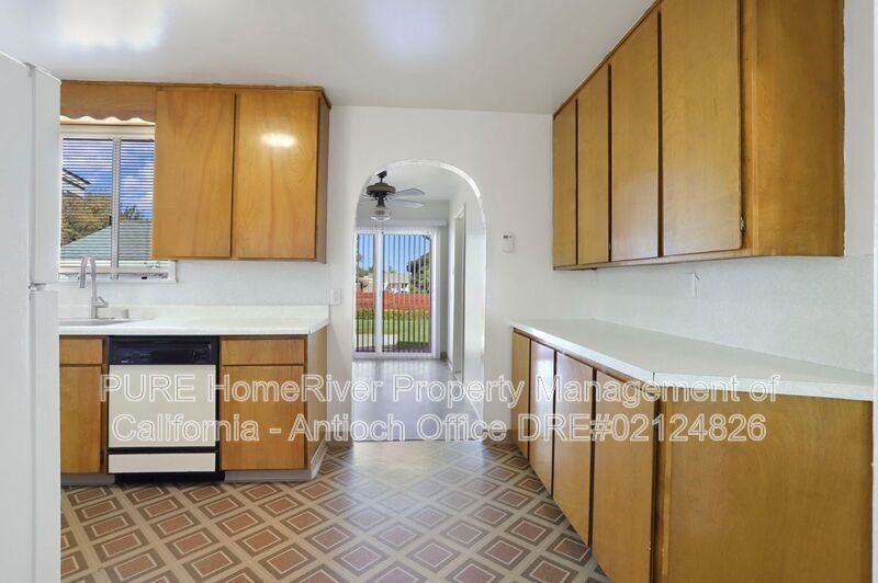 322 W Madill St - Photo 7 of 31
