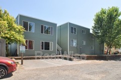 8415 N Fessenden St #11 - Photo 1 of 1