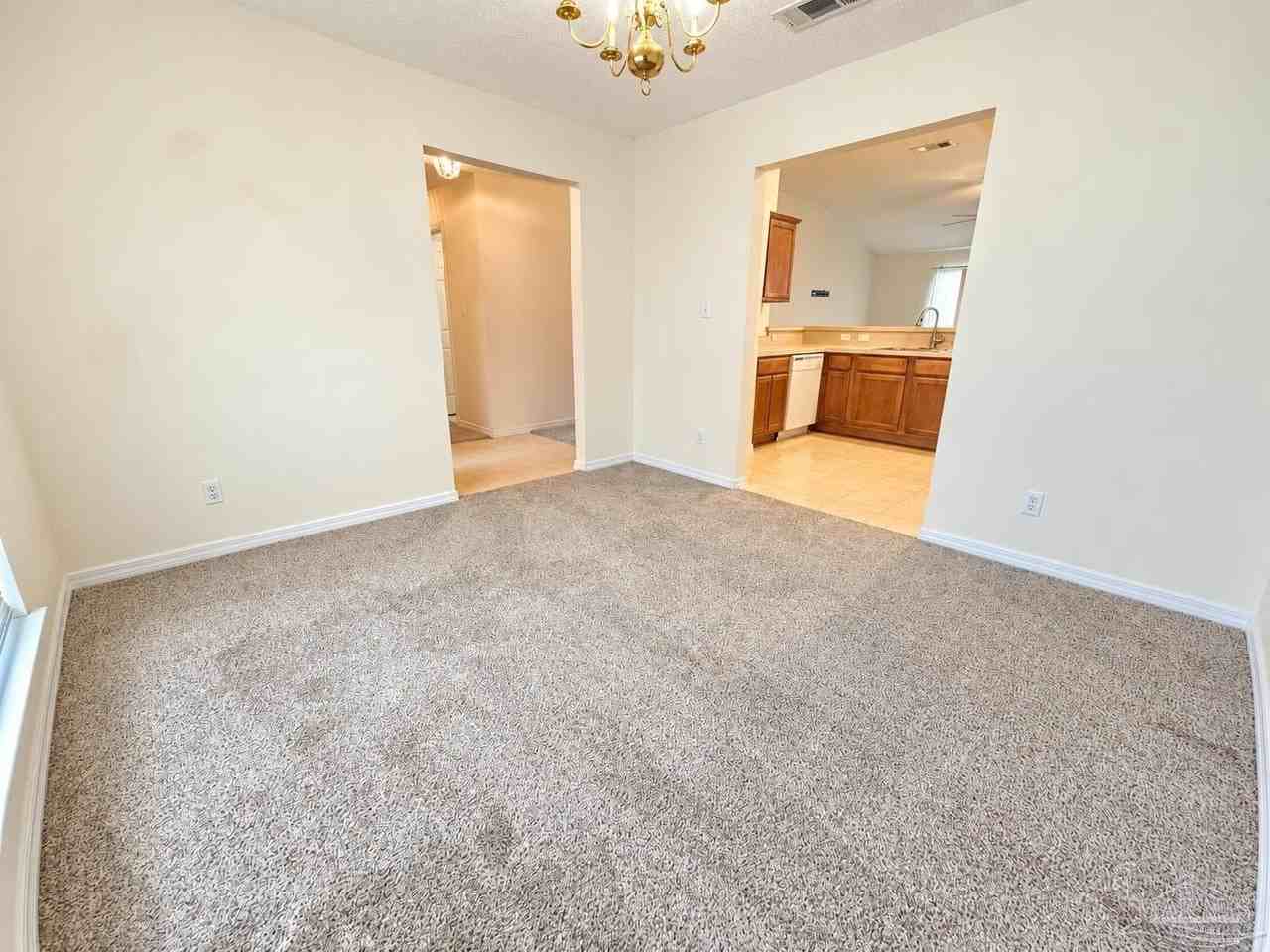 2497 Redoubt Ave - Photo 4 of 11