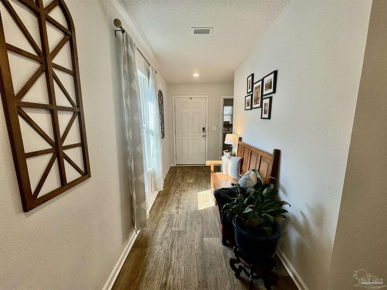 1909 Mary Jo Way - Photo 6 of 28