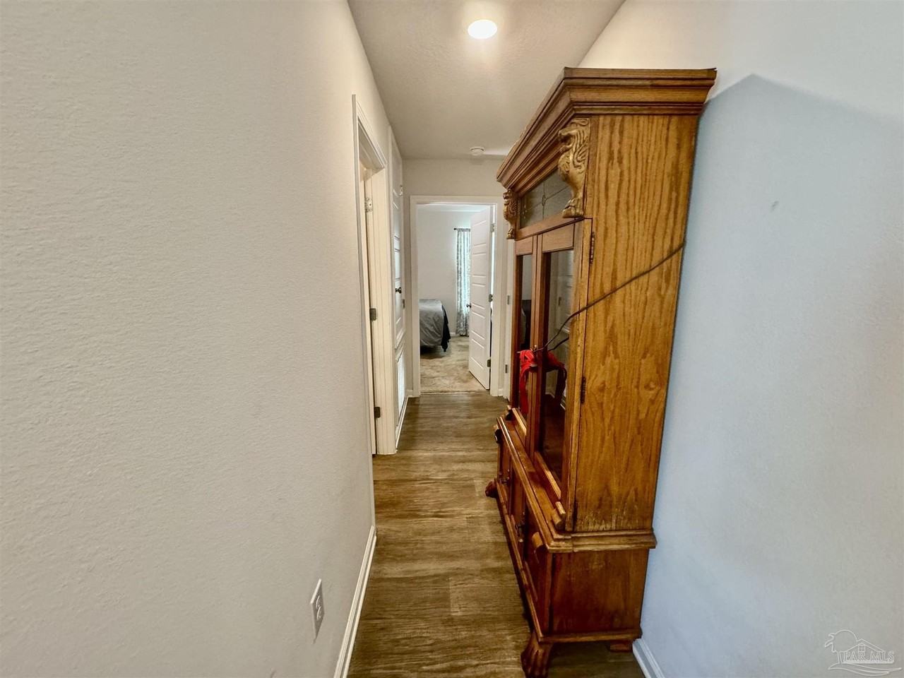 1909 Mary Jo Way - Photo 7 of 28