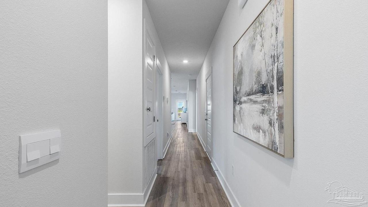 9900 Starling Dr - Photo 2 of 28