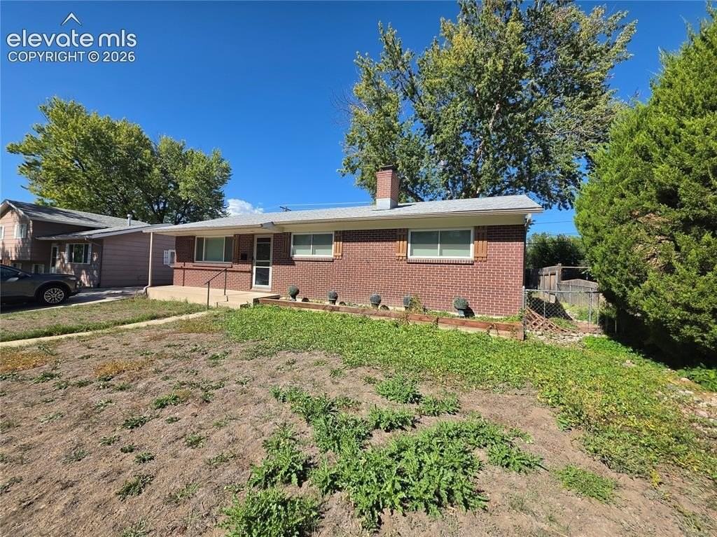 2202 Mount Vernon St - Photo 2 of 35