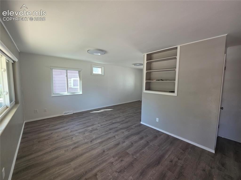 2202 Mount Vernon St - Photo 3 of 35