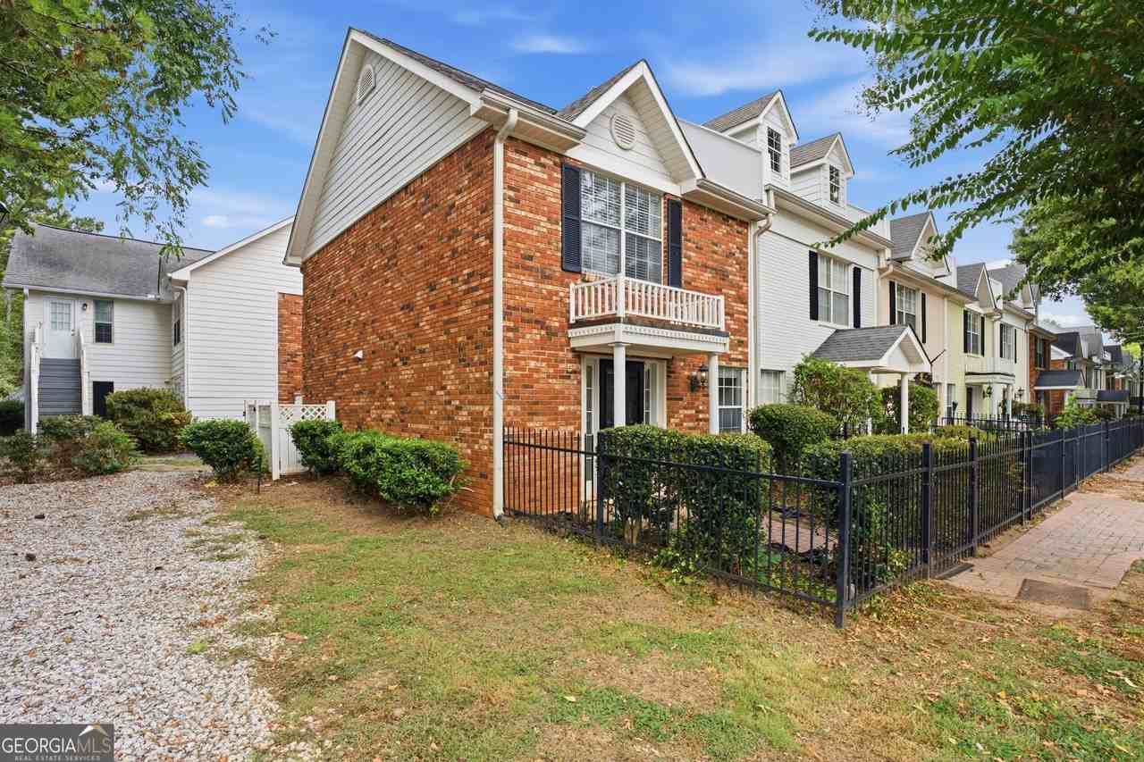 480 N Jeff Davis Dr - Photo 2 of 20