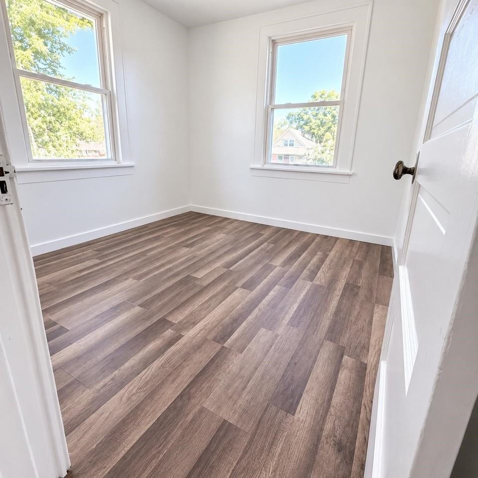2024 Green St - Photo 7 of 9