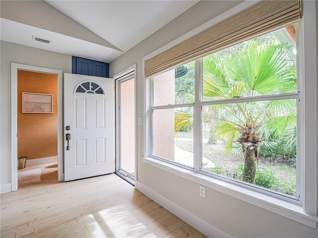 1374 Coral Park Ln #803 - Photo 3 of 36