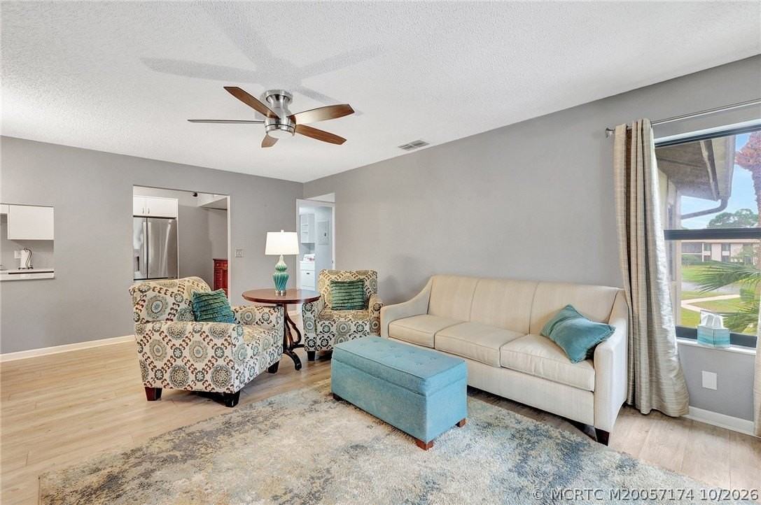 1965 Sw Silver Pine Way #118D - Photo 5 of 30