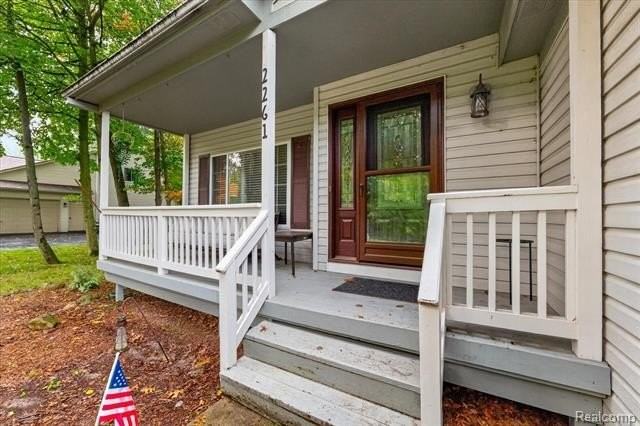 2261 Somerville Dr - Photo 5 of 35