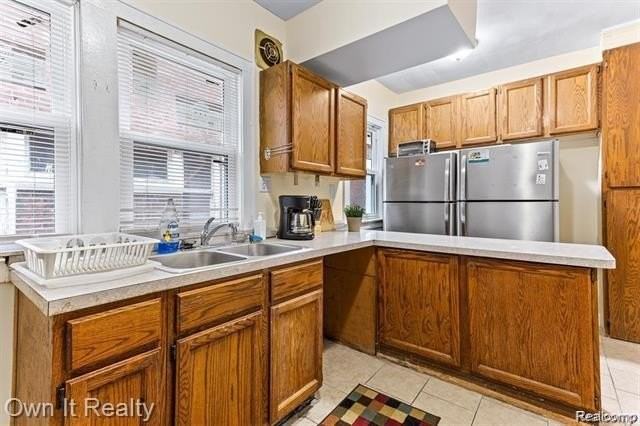 3290 Calvert St - Photo 6 of 14