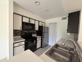 815 W Boynton Beach Blvd - Photo 1 of 1