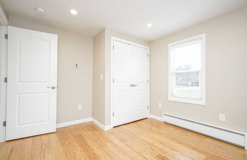62 Suffield St #D - Photo 7 of 13