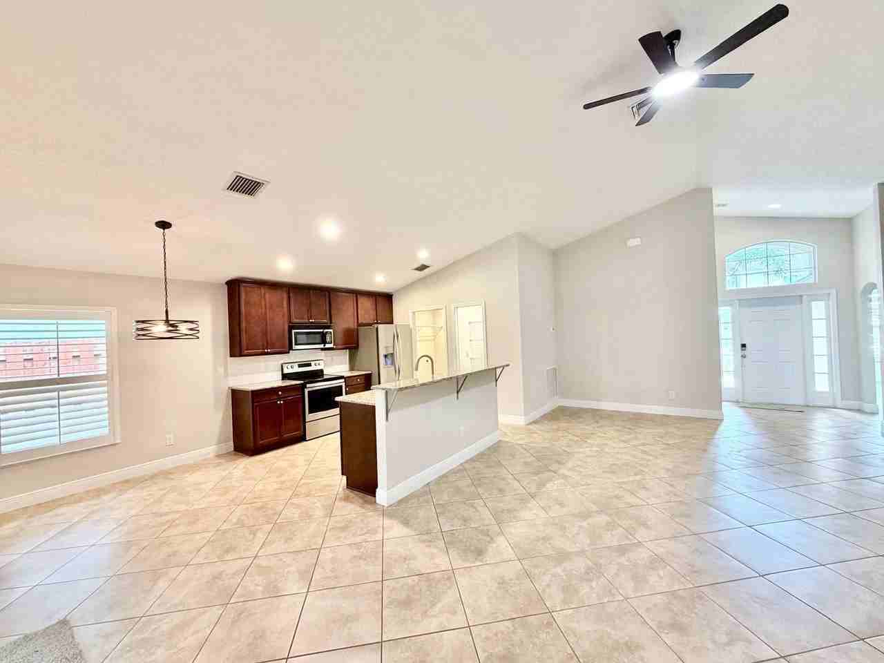 9553 Sea Spray Dr - Photo 6 of 35