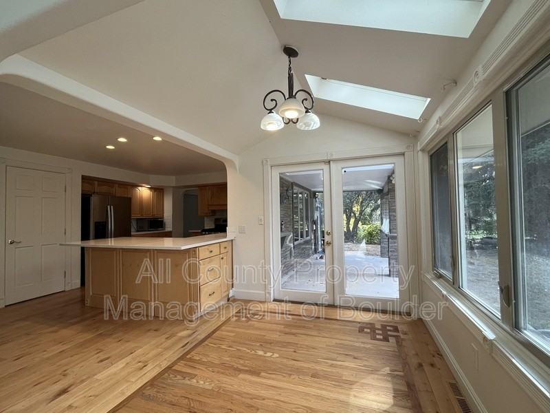 4453 Pali Way - Photo 5 of 30
