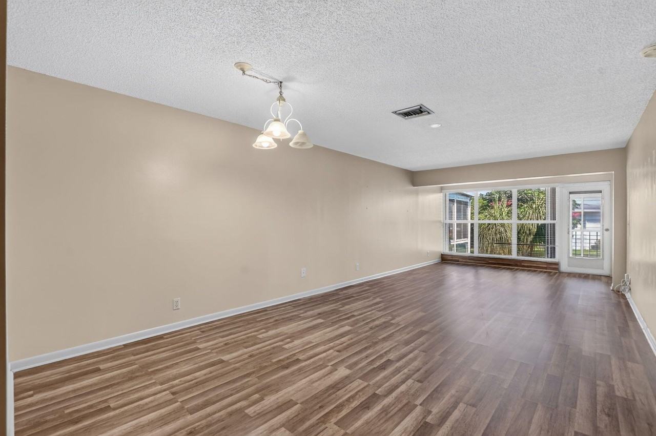 2901 Sw 15th St #204 - Photo 2 of 49