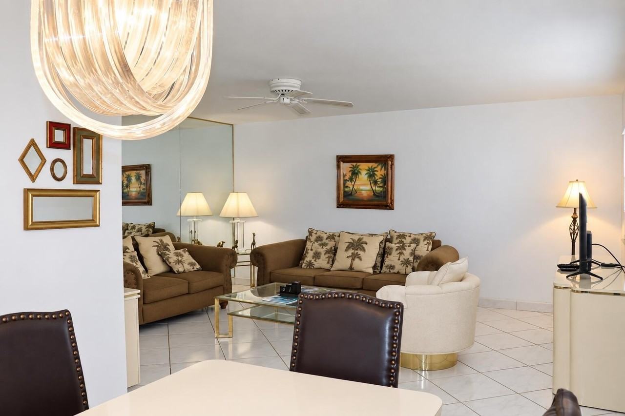 209 Waterford H #I - Photo 3 of 12