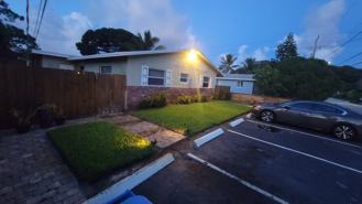981 Ne 36th St #1 - Photo 1 of 1