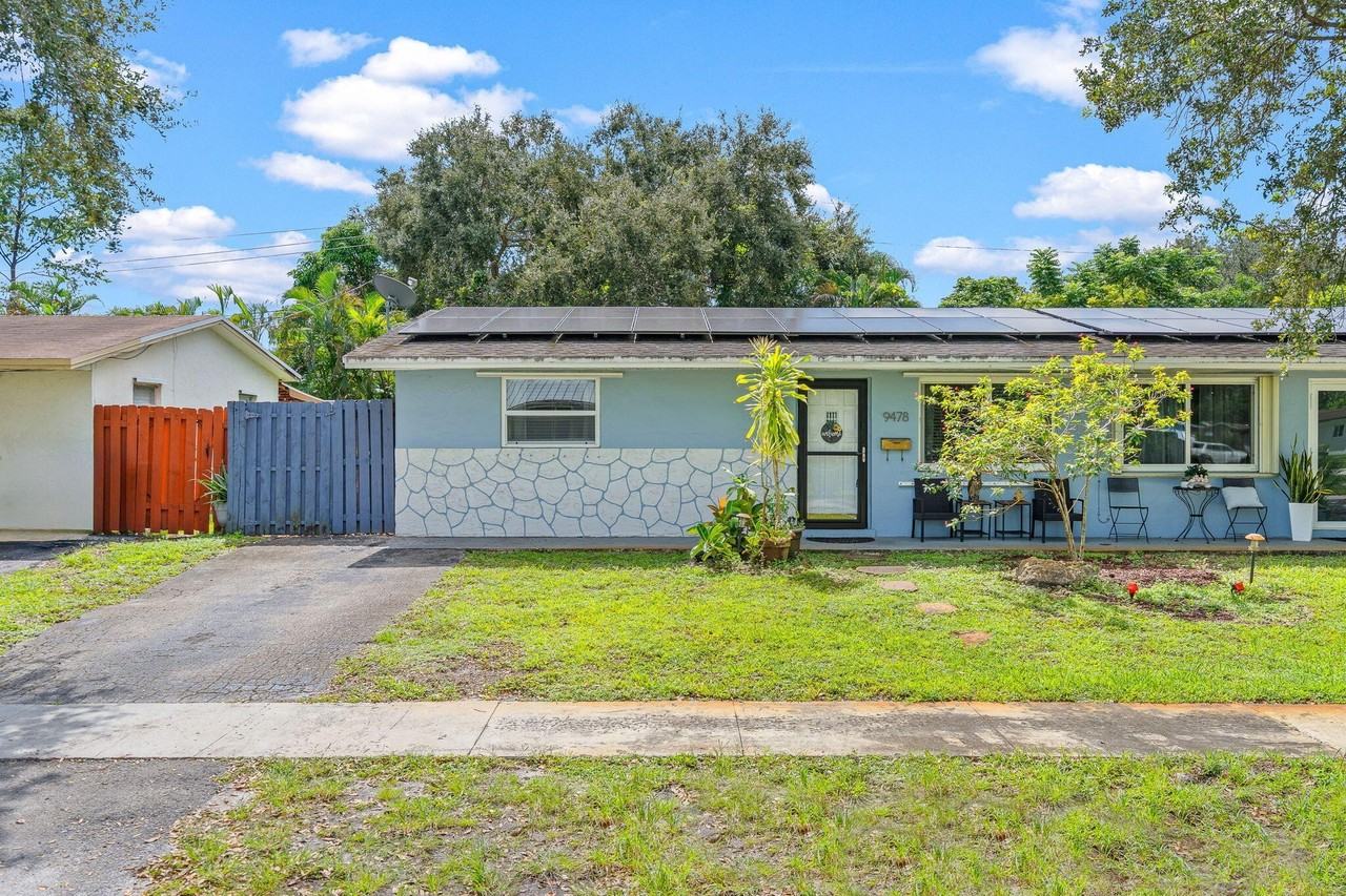 9478 Sw 51st St #9478 - Photo 3 of 23