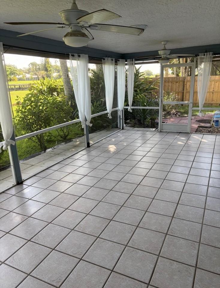 1825 Sw Import Dr - Photo 5 of 7