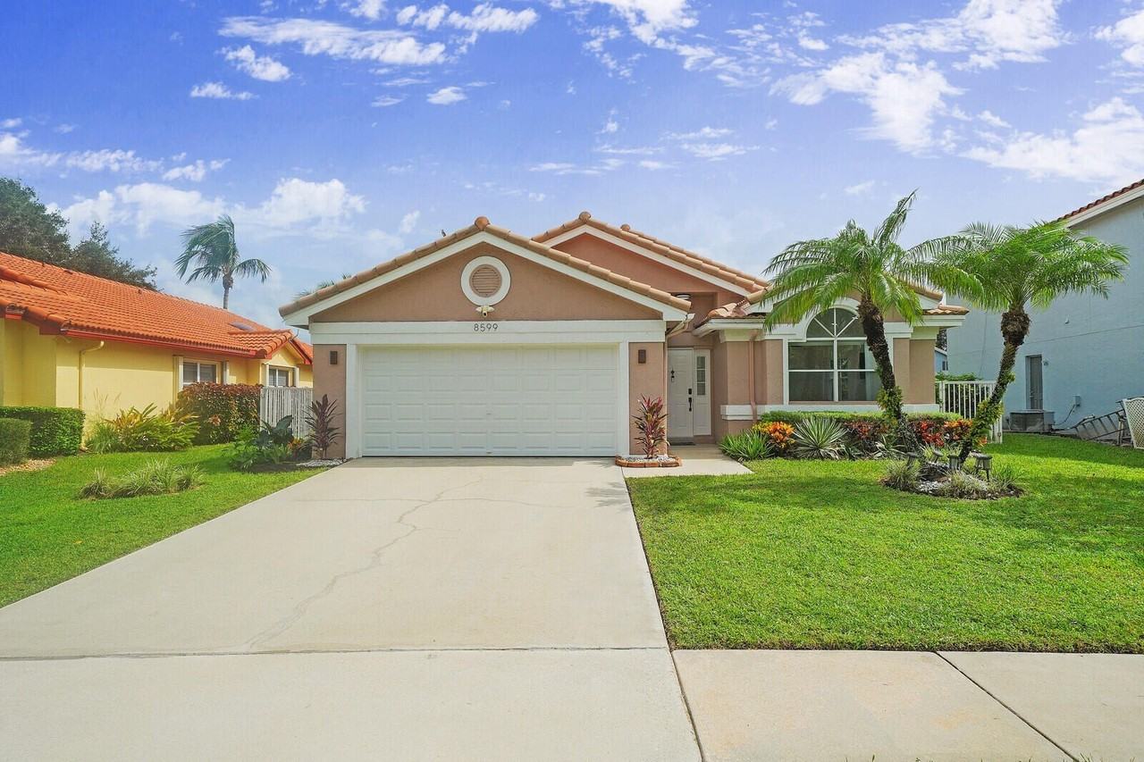 8599 Tourmaline Blvd - Photo 2 of 42