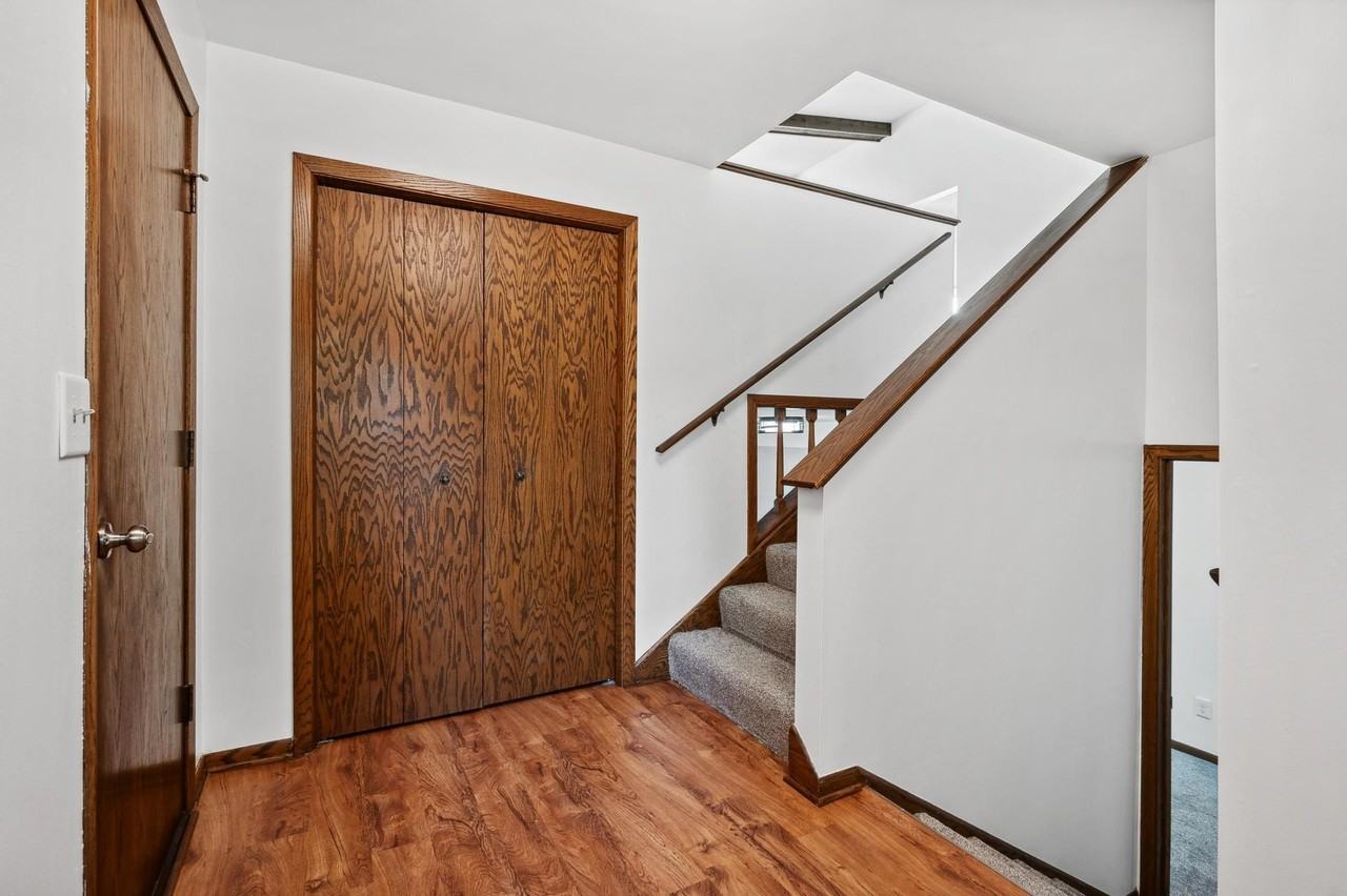 91 Egret Blvd Nw - Photo 4 of 33