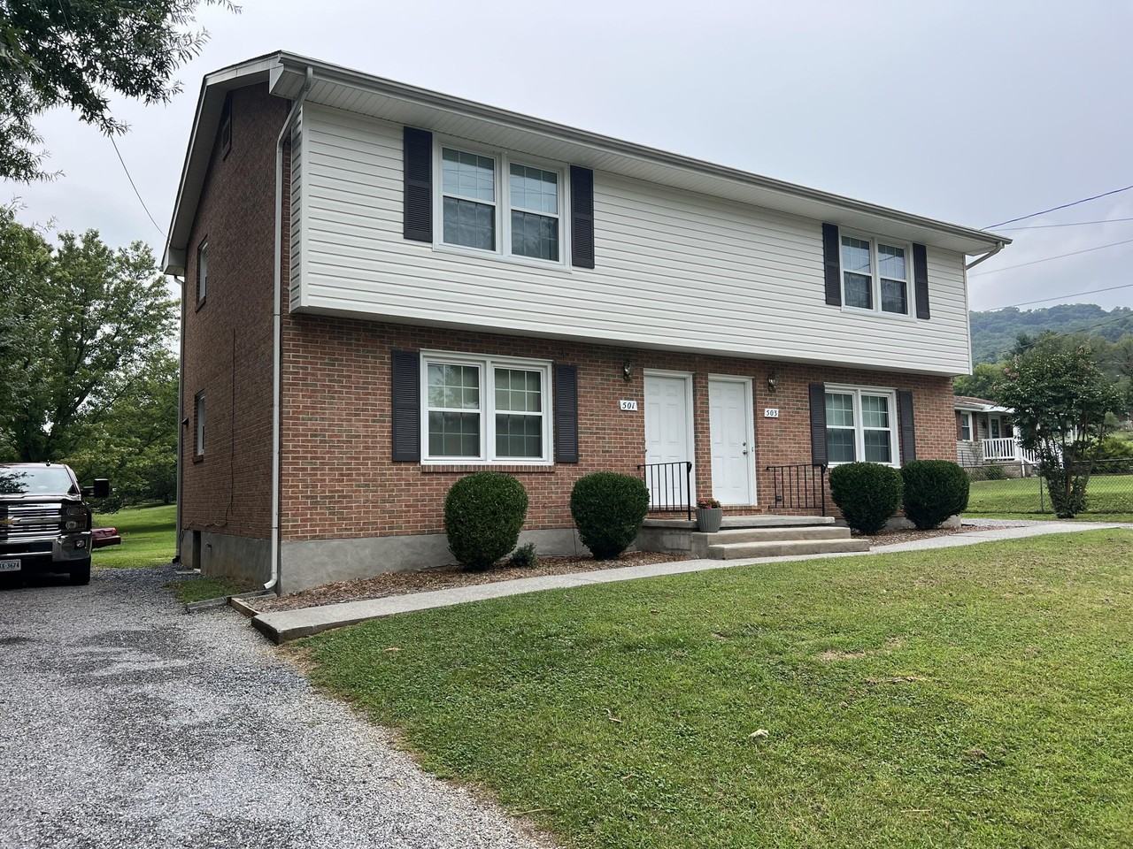 501 Poplar Ave