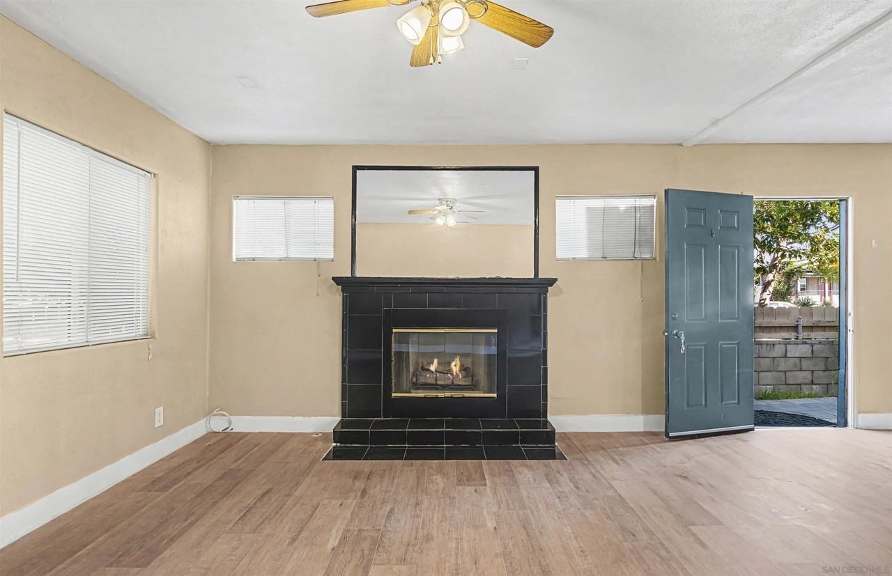 4397 Swift Ave - Photo 6 of 18