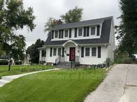 featured image of 1424 S 46th St