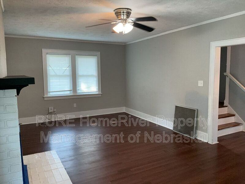1424 S 46th St - Photo 6 of 26