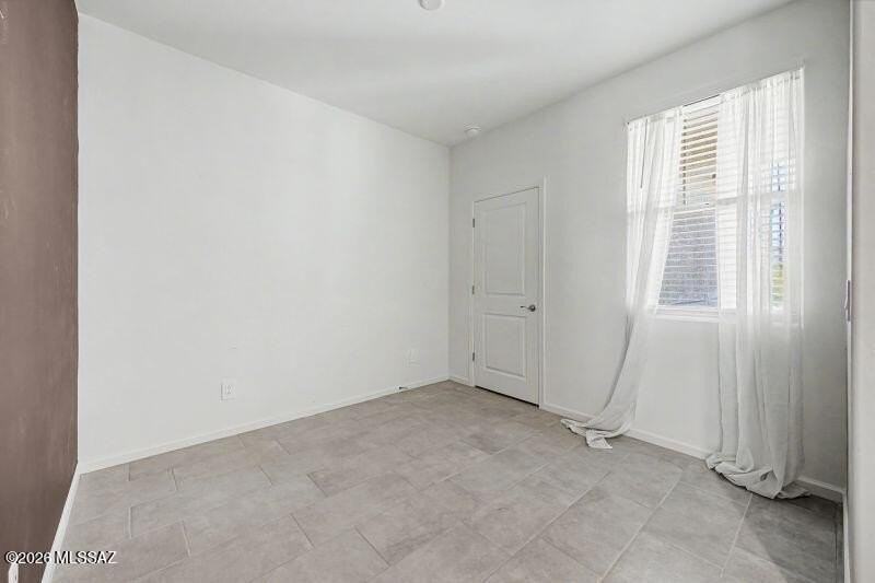 12584 E Caden Dr - Photo 6 of 25