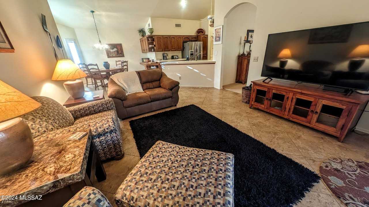 63704 E Cat Claw Ln - Photo 2 of 31
