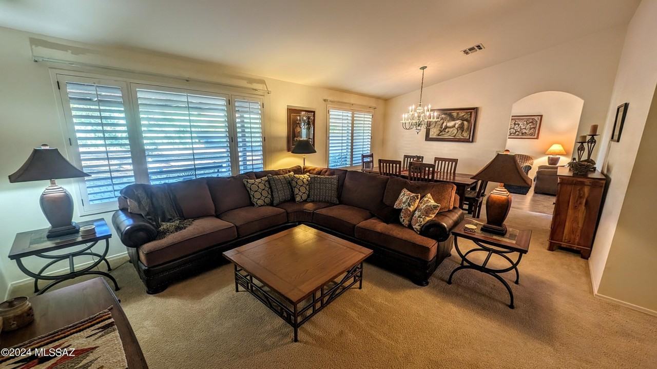 63704 E Cat Claw Ln - Photo 4 of 31