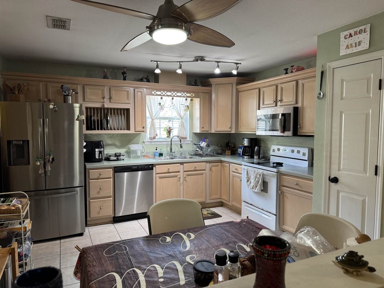 2883 Alexis Ln - Photo 3 of 12