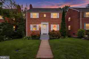 1671 Webster St Ne - Photo 1 of 1