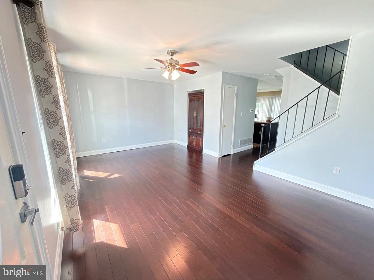 117 Elliot St - Photo 2 of 36