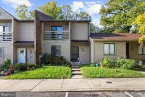 featured image of 17 Tiburon Ct