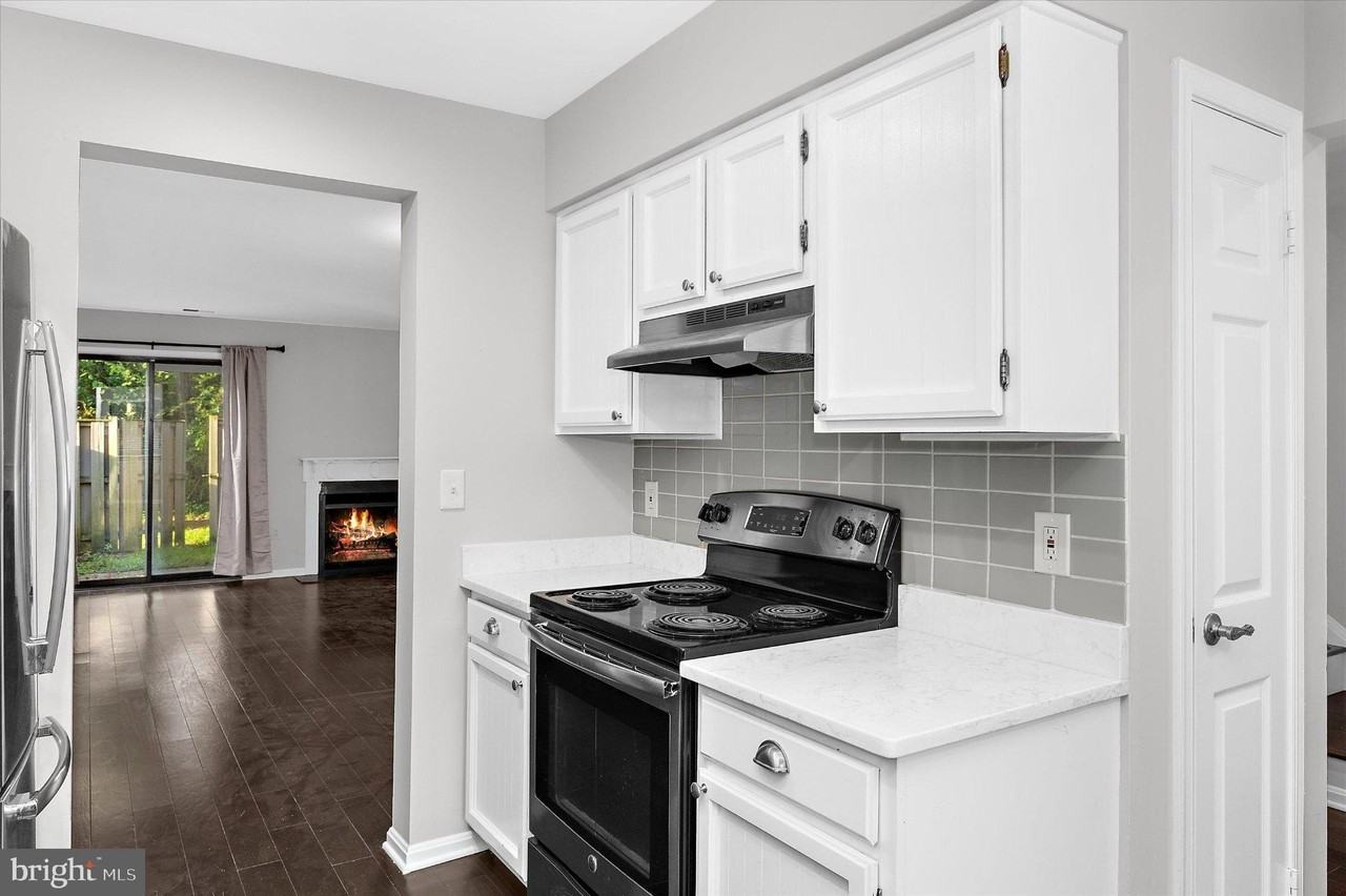 17 Tiburon Ct - Photo 5 of 30