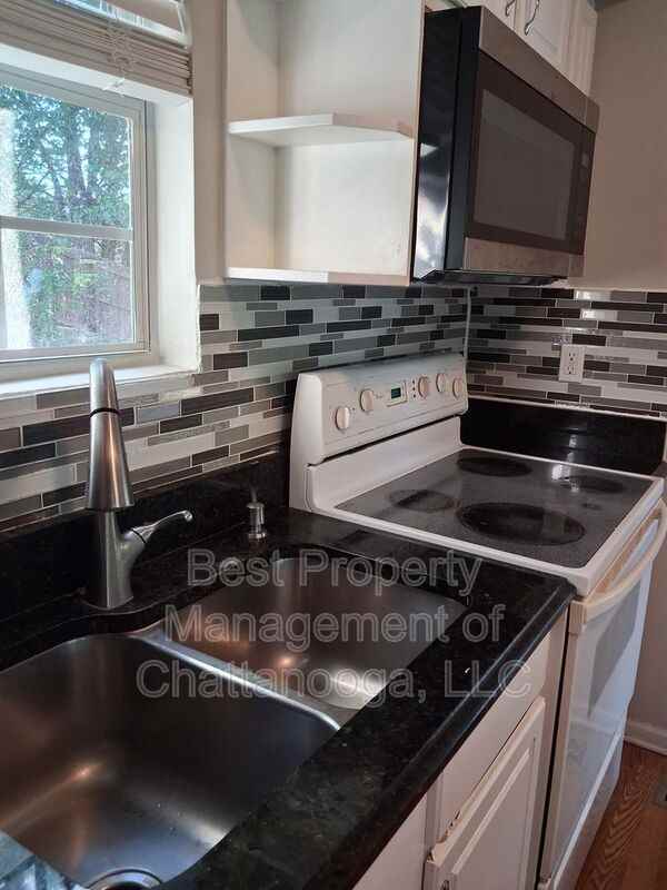 5637 Tucker Rd - Photo 2 of 24