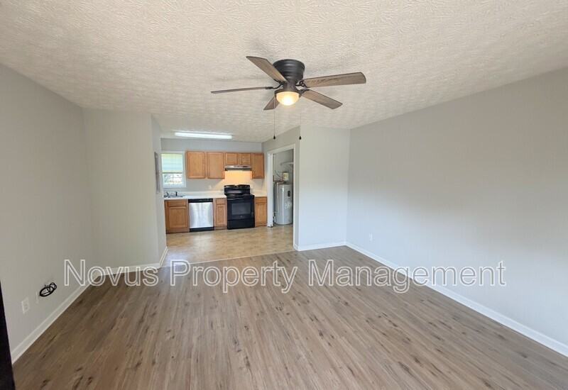 62 Plowshare Rd #D - Photo 5 of 10