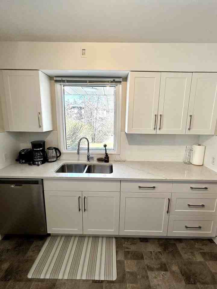 2406 Richmond Rd Sw - Photo 5 of 10